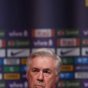 Segundo Carlo Ancelotti, o talento de Neymar Jr. é 'indiscutível', e a presença do craque na Copa do Mundo de 2026 dependerá exclusivamente de sua condição física e desempenho nos próximos meses