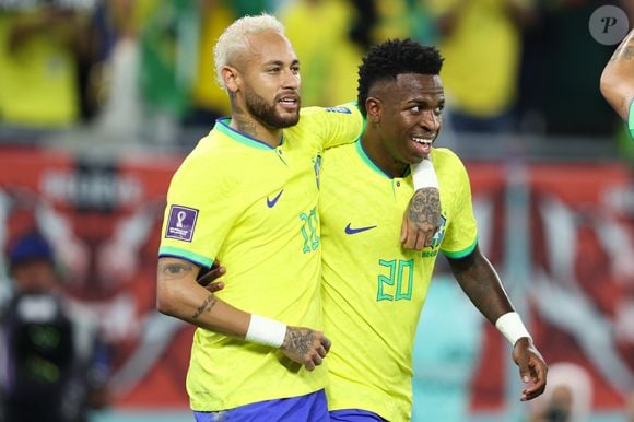 Muitos fãs têm se perguntado quando Neymar estará apto para representar o Brasil na Copa