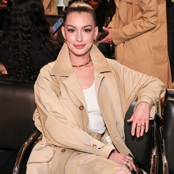 A mudança de Anne Hathaway foi avaliada por um profissional em um vídeo viralizado no TikTok