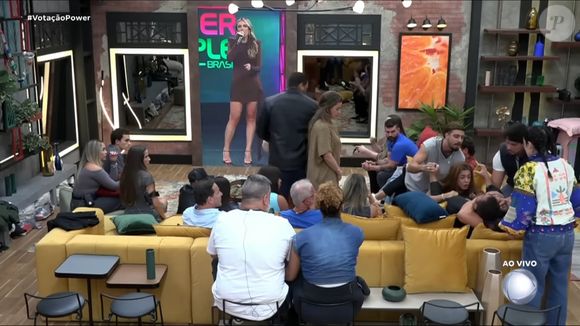 Dhomini x Carol no 'Power Couple 7': ex-BBB teve surto com a atleta e teve que ser contido. 'Faz um mês que estou calado, escutando ela fazer todo mundo calar a boca para ela'