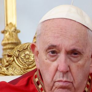 As crises respiratórias de Papa Francisco estão controladas
