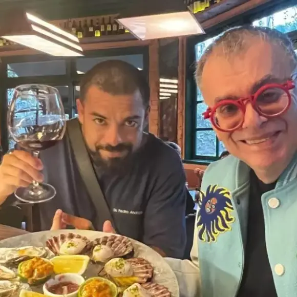 Pedro Andrade é queridinho de famosos como Preta Gil e Walcyr Carrasco