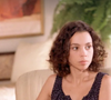 Carla Marins como a problemática Joyce na novela História de Amor