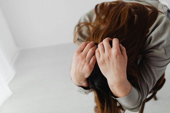 Deixar a mente sobrecarregada contribui para sobrecarga emocional