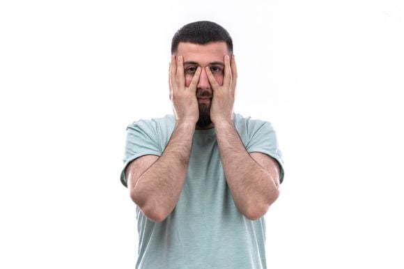 A mesma abordagem sistêmica se aplica à semana. Meer sofria de ansiedade nas tardes de domingo por causa de reuniões, entregas e tarefas pendentes, até que entendeu que grande parte dessa ansiedade era seu cérebro pedindo um plano.