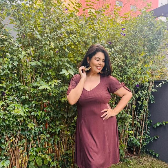 De volta às novelas, Fabiana Karla celebra uso do sotaque nordestino em A Nobreza do Amor