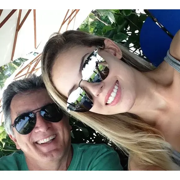 Saory Cardoso também viveu um namoro de dois anos com o ator Eduardo Galvão, falecido em 2020 em decorrência da Covid-19
