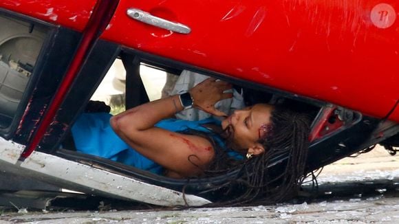 Sheron Menezzes e Lucy Ramos gravou cena difícil de acidente de carro na nova novela da Globo, 'Por Você'