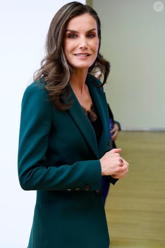 De acordo com o site espanhol, Rainha Letizia não está gostando nada, nada do comportamento de Sofia. Eita!