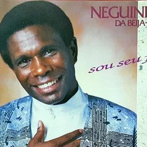 Antes de ser aceito na Beija-Flor, Neguinho foi rejeitado nas alas de compositores do Salgueiro, Império Serrano, Portela e Mangueira