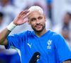 Neymar se prepara para retornar ao Brasil e ao time que o revelou ao mundo