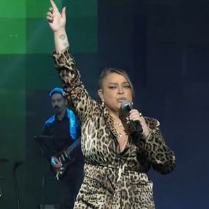 Preta Gil cantou a música 'Brasil', interpretada originalmente por sua madrinha, Gal Costa