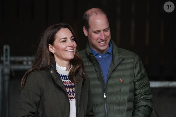 Uma escritora disse para a People que o vínculo do casal é forte: 'Eles sentem que têm muita sorte de serem casados ​​um com o outro. O casamento deles é forte, e eles estão sendo honestos sobre isso'.