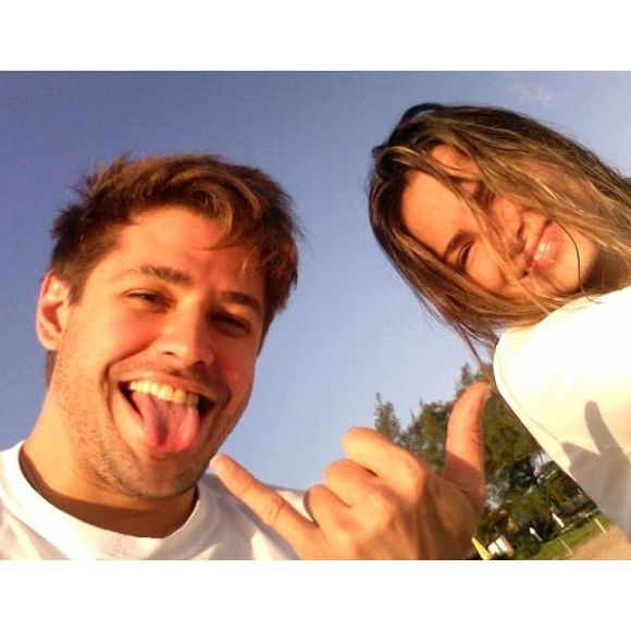 3. Caso Viviane Sarahyba (2009)
Violência doméstica: Ex-esposa do ator, Viviane Sarahyba, o denunciou por agressão após mais uma crise de ciúmes; ele foi condenado a 1 ano e 15 dias de prisão.