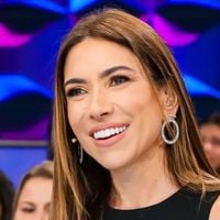 'Sou submissa porque assim ensina a Bíblia', admitiu Patricia Abravanel no primeiro casamento: hoje mulher de Fabio Faria, filha de Silvio Santos se mudou com empresário, filho de pastora, para apartamento de 90m². Detalhes!