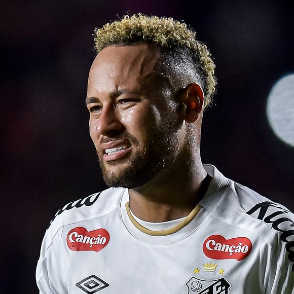 Acusação contra Neymar muda rumo de polêmica com Robinho Jr. e obriga Santos a agir juridicamente