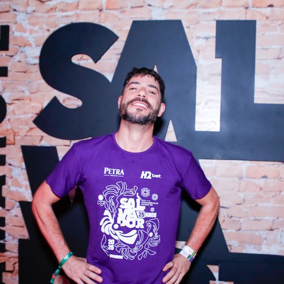 Em Salvador, Evaristo Costa também viveu momentos conturbados e afirmou ter sido vítima da truculência da Polícia Militar local