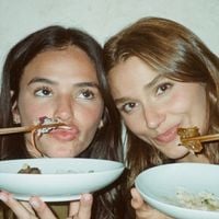 'Meu peito é só gratidão e orgulho': Bruna Marquezine faz declaração emocionante no aniversário de Sasha e revela momentos íntimos em álbum com estilista; veja 20 fotos!