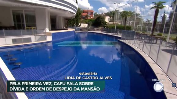 Ex-jogador do Brasil, Cafu, campeão duas vezes da Copa do Mundo, teve casa leiloada: imóvel tinha sauna, vestiário e piscinas