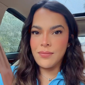 Emilly Araújo gravou um pronunciamento nos stories do Instagram dizendo ser uma mulher conservadora e explicando seu apoio ao candidato