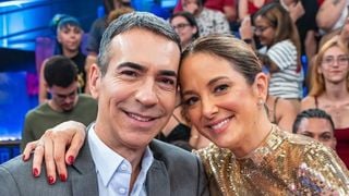 Ticiane Pinheiro na Globo! Apresentadora da Record TV canta no 'Altas Horas' com César Tralli e gera rumor na web: 'Tem algum esquema...'