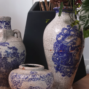 A atriz de 'Quem Ama Cuida' também tem diversos vasos espalhados pela casa, tanto com plantas quanto vazios