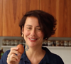 Antes de cozinhar, Irina Cordeiro indica que os ovos devem estar em temperatura ambiente, fora da geladeira
