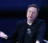 Elon Musk, de acordo com informações publicadas em uma biografia em 2023, já dormiu no chão, e trabalhou em excesso.