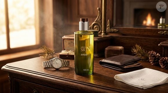 Mais do que uma fragrância, o Sr N carrega histórias e memórias afetivas. Produzido pela Natura desde 1979, ele combina madeiras nobres e notas cítricas em uma composição que atravessa gerações