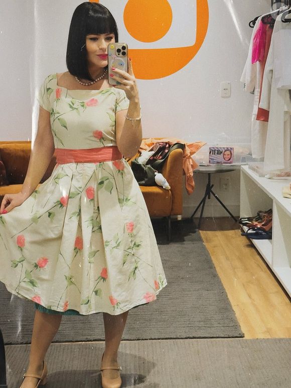 Mari Bridi abriu o jogo sobre a vida amorosa após rumores de envolvimento com o dançarino Eduardo Rangel