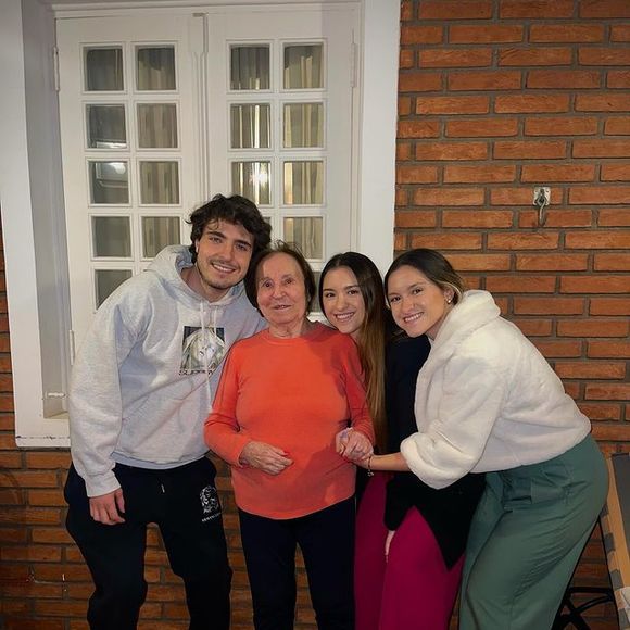 Os herdeiros de Gugu, então, fizeram um acordo com Ricardo Rocha e, em forma de caução, deixaram reservados para ele duas mansões, além de um alto valor em dinheiro