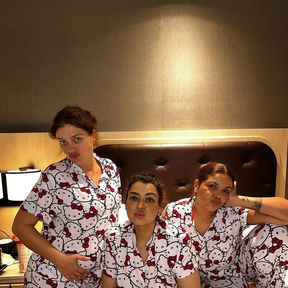 Ju de Paulla acompanhou Preta Gil nos últimos meses nos Estados Unidos, enquanto a cantora tentava um tratamento alternativo contra o câncer