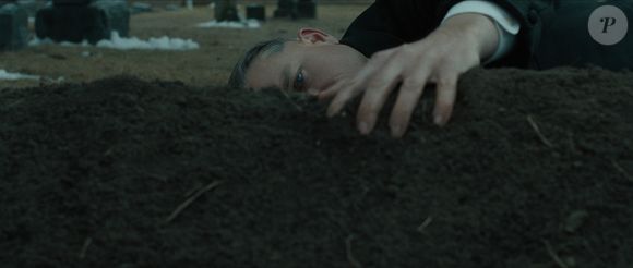 Ed Gein também desenterrou mais de 40 corpos entre 1947 e 1957, usava crânios como tigelas e mantinha peles e órgãos humanos em casa