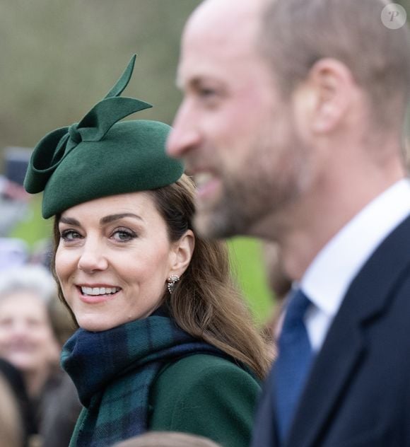 Príncipe William e Kate Middleton: uma reportagem da revista Cosmopolitan classificou a atitude do casal real como uma forma de esnobar a passagem de Príncipe Harry pelo país