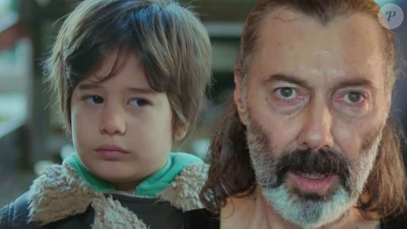 Em 'Força de Mulher', Nezir cuida do jardim e se recorda de Doruk e de seu filho que já faleceu.