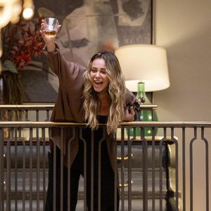 Em ‘Vale Tudo’, a personagem Heleninha traz discussões e informações sobre o alcoolismo