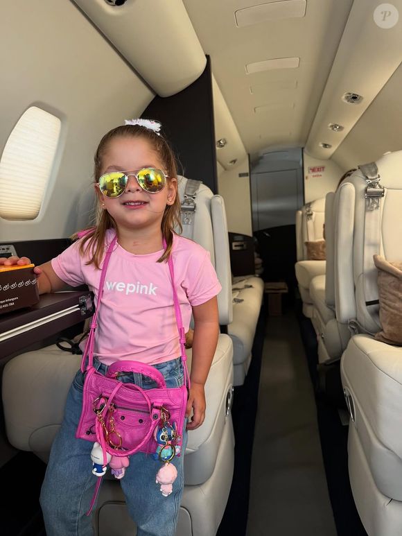 Maria Flor é a filha do meio de Virgínia Fonseca e Zé Felipe. A menina completou 3 anos