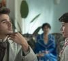 Embora seja uma trama de época, 'A Dama de Companhia' compartilha do mesmo humor afiado e ritmo moderno de 'Bridgerton'