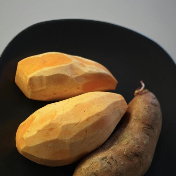 Um dos principais benefícios da batata-doce é o combate ao envelhecimento precoce