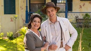 Longe das novelas há 8 anos, atriz que já criticou Globo por etarismo entra cheia de brilho na reta final de ‘Êta Mundo Melhor’