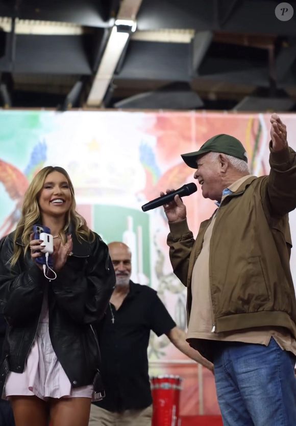 Internautas se revoltaram com presença de Virgínia Fonseca em ensaio da Grande Rio