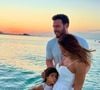 Maíra Cardi contou a Thiago Nigro e à filha, Sophia, da gravidez durante uma viagem para Bahamas