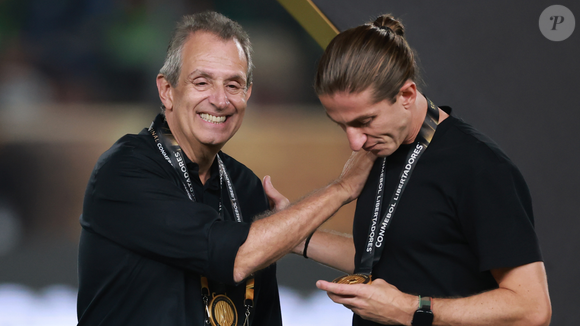 Presidente do Flamengo foi quem decretou demissão de Filipe Luís do cargo de treinador do time