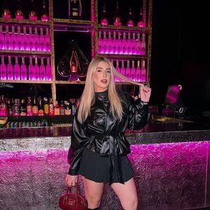 Jéssica de Paula contou que visitou o restaurante frequentado por Vini Jr. em Madri, mas negou encontro com Virgínia Fonseca
