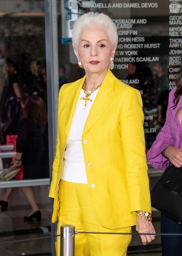 Todos os dias em sua dieta, Carolina Herrera toma uma vitamina com espinafre, abacaxi, pepino e gengibre