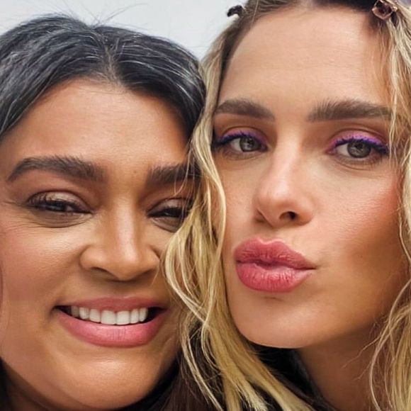 A morte de Preta Gil deixou Carolina Dieckmmann, melhor amiga da cantora, devastada