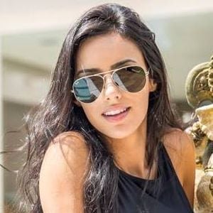Bruna Biancardi foi mais uma famosa que participou da recente trend do Instagram e resgatou fotos de 2016. No entanto, houve quem questionasse a veracidade dos registros