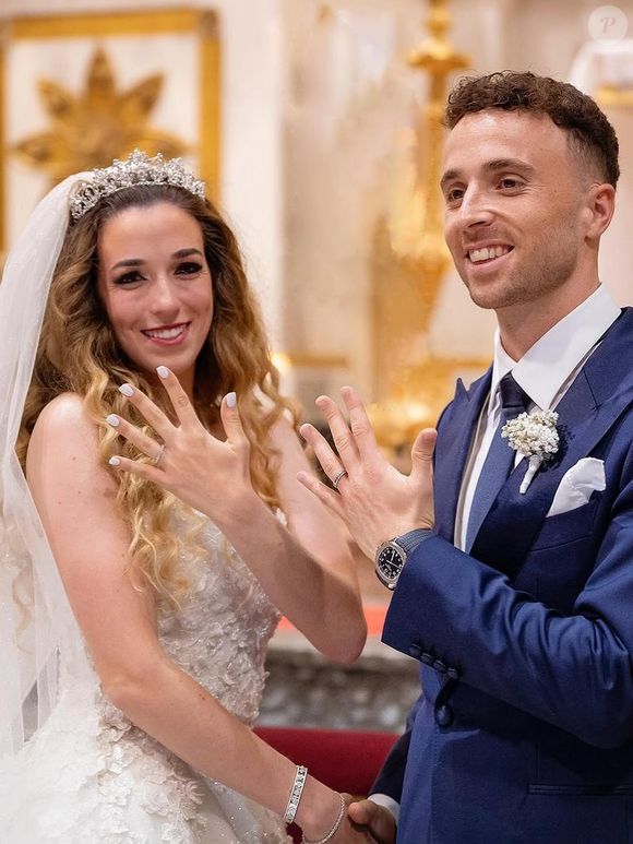Diogo Jota e Rute Cardoso exibem orgulhosos as alianças de casamento, 11 dias antes da tragédia que matou o jogador