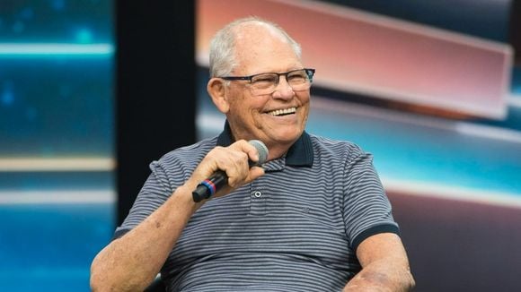 Qual foi a causa da morte de Silvio Matos? Ator e dublador de 82 aos fez sucesso com produções na TV e YouTube, incluindo 'Carrossel' e 'Castelo Rá-Tim-Bum'