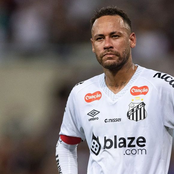 Neymar pode ficar fora da convocação para a Copa do Mundo pela primeira vez desde 2014, seu primeiro Mundo